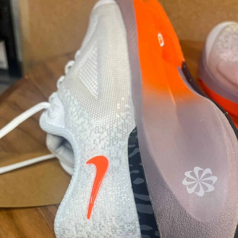 Nike 
Versair
Air zoom 
Brand new
*rare - Picture 6 of 9